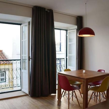 Two Bedroom Apt In Historic Location! Close To The River Lisbon Bagian luar foto