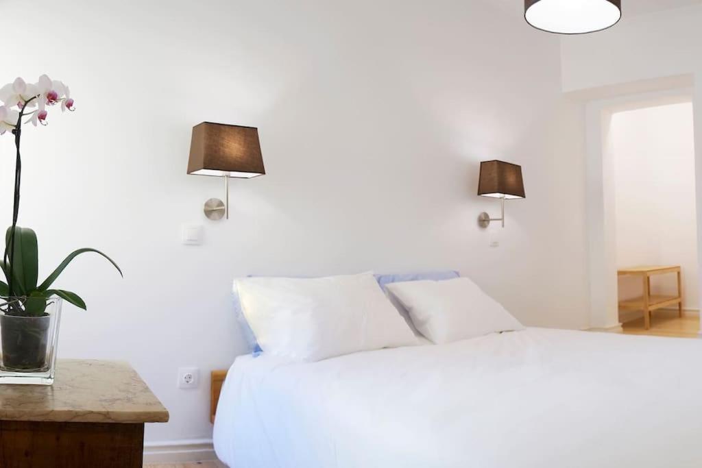 Two Bedroom Apt In Historic Location! Close To The River Lisbon Bagian luar foto